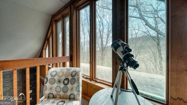 555 Laurel Ridge Drive, Ellijay, GA 30536