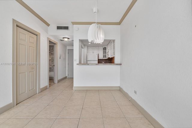 700 Biltmore Way 814, Coral Gables, FL 33134