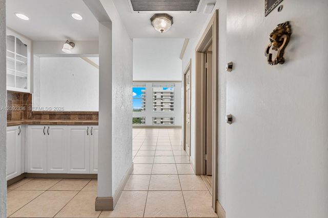 700 Biltmore Way 814, Coral Gables, FL 33134