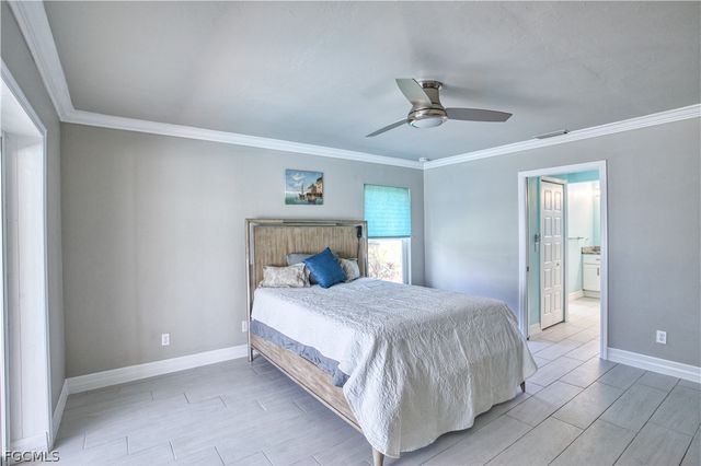 911 SW 3rd AVE, Cape Coral, FL 33991