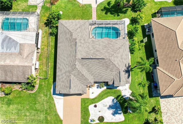 911 SW 3rd AVE, Cape Coral, FL 33991