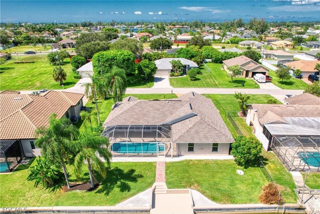 911 SW 3rd AVE, Cape Coral, FL 33991