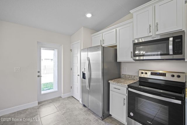 1117 Canfield Circle SE, Palm Bay, FL 32909