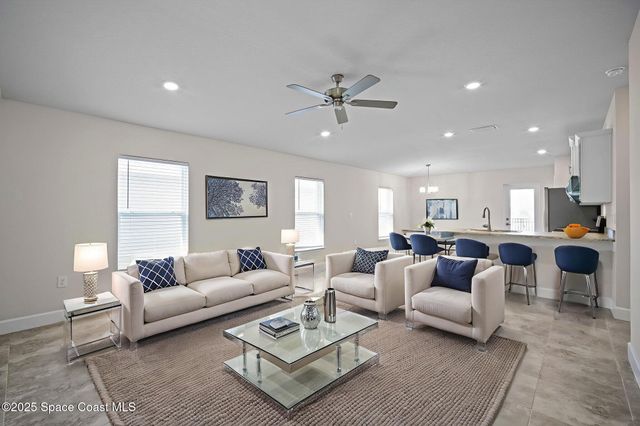 1117 Canfield Circle SE, Palm Bay, FL 32909