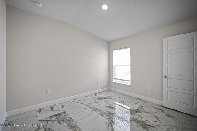 1117 Canfield Circle SE, Palm Bay, FL 32909