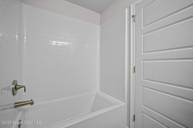 1117 Canfield Circle SE, Palm Bay, FL 32909