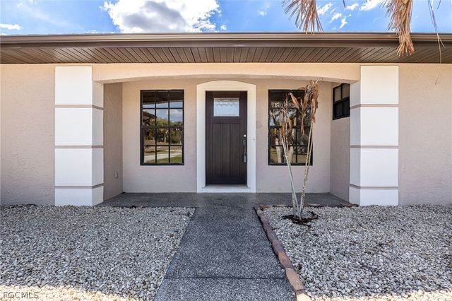 18890 Fox Run RD, Alva, FL 33920