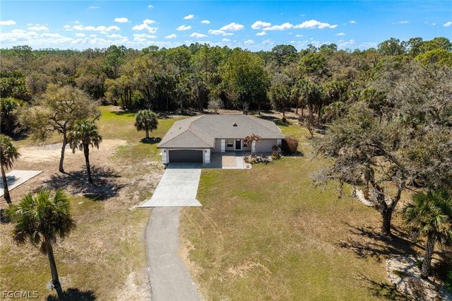 18890 Fox Run RD, Alva, FL 33920