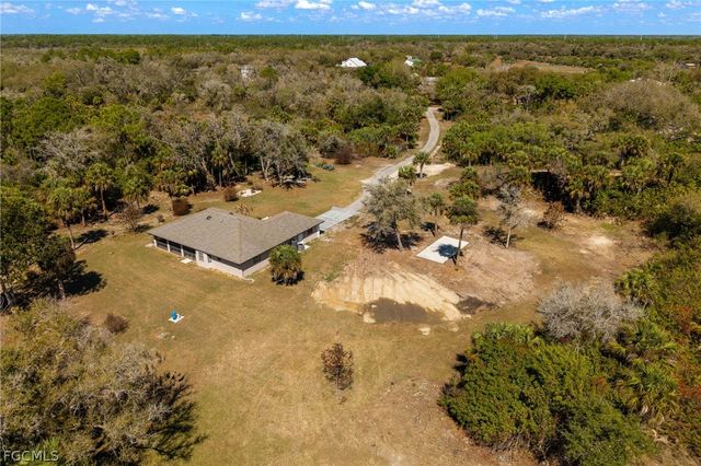 18890 Fox Run RD, Alva, FL 33920