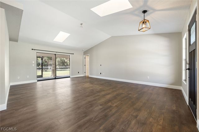 18890 Fox Run RD, Alva, FL 33920