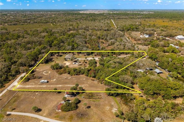 18890 Fox Run RD, Alva, FL 33920