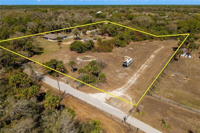 18890 Fox Run RD, Alva, FL 33920