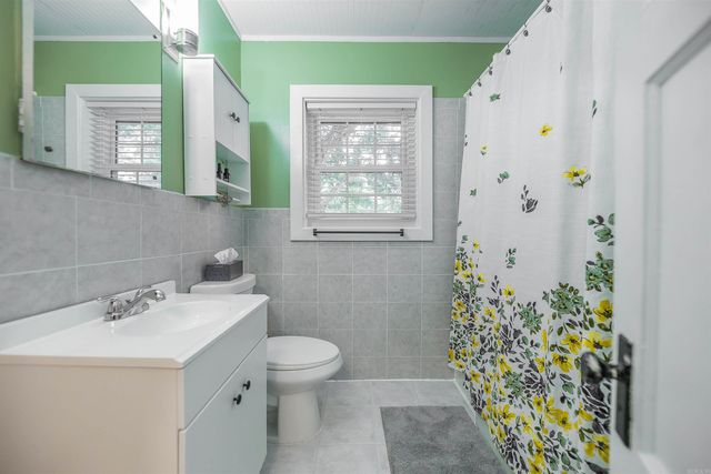 102 Shepherd Ave, Camden, AR 71701