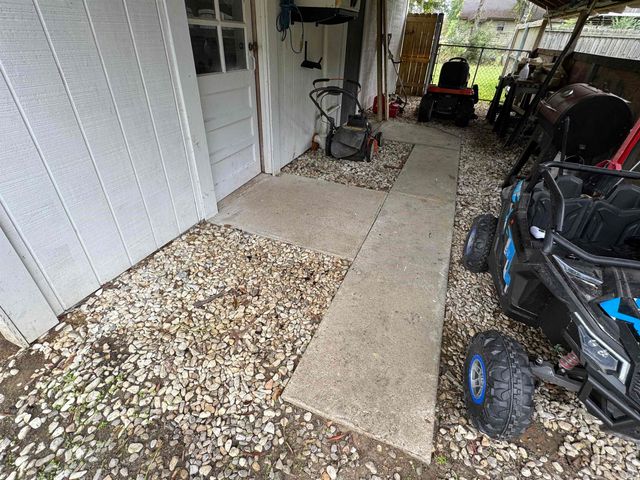 102 Shepherd Ave, Camden, AR 71701