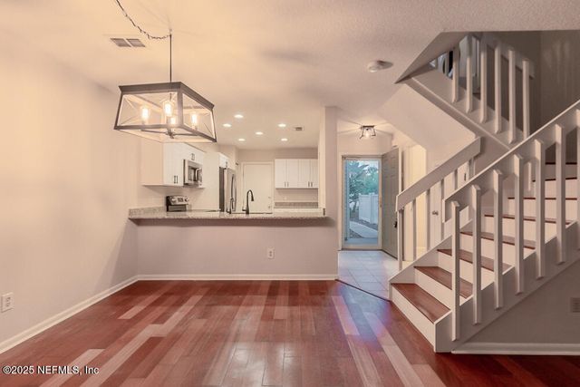 1518 SPINDRIFT Circle W, Neptune Beach, FL 32266