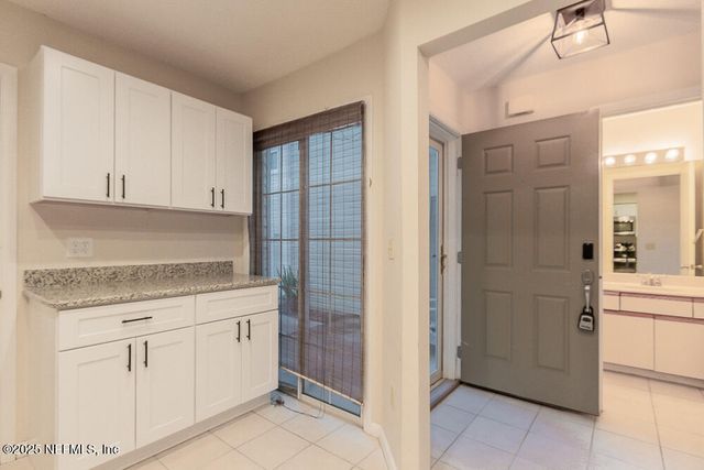 1518 SPINDRIFT Circle W, Neptune Beach, FL 32266