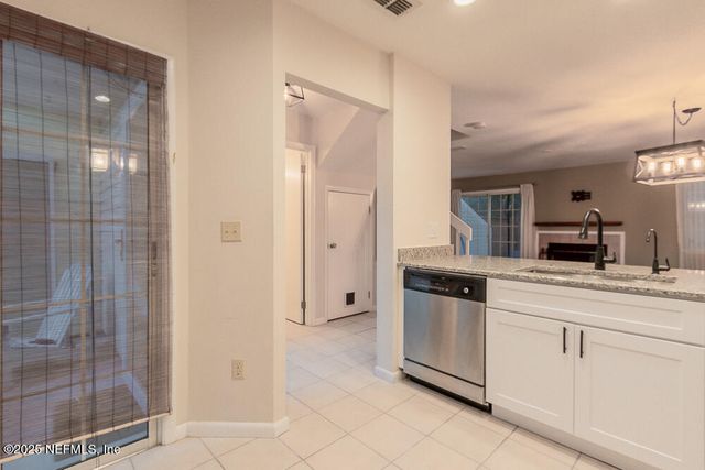 1518 SPINDRIFT Circle W, Neptune Beach, FL 32266