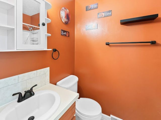 730 Moundview Ave., Salina, KS 67401