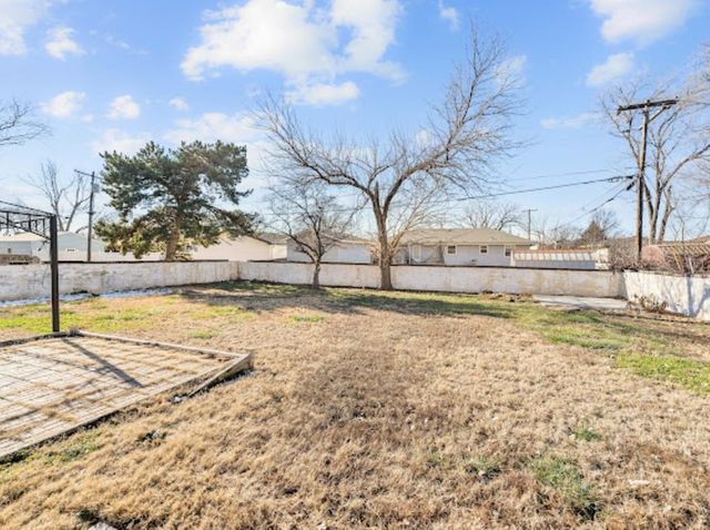 730 Moundview Ave., Salina, KS 67401