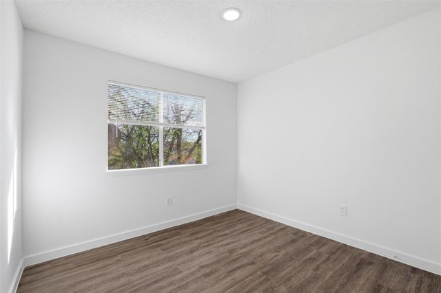 1605 Future DR B, Austin, TX 78754