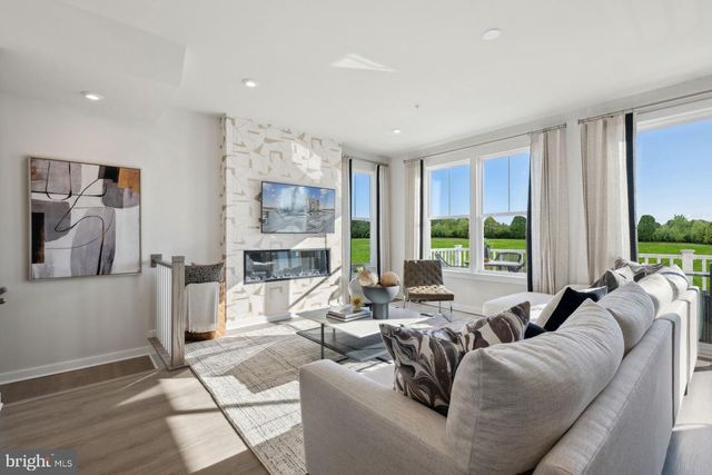 1781 DUNNINGTON PL, Dumfries, VA 22026