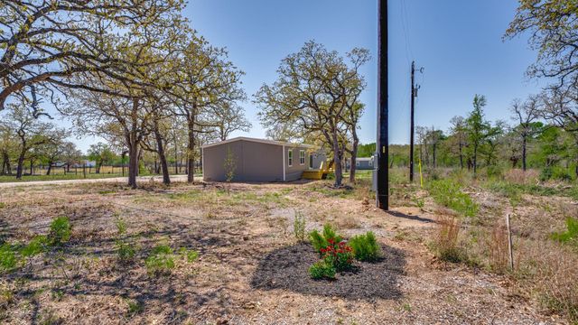 195 Tuck ST B, Cedar Creek, TX 78612