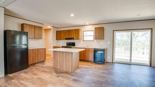 195 Tuck ST B, Cedar Creek, TX 78612