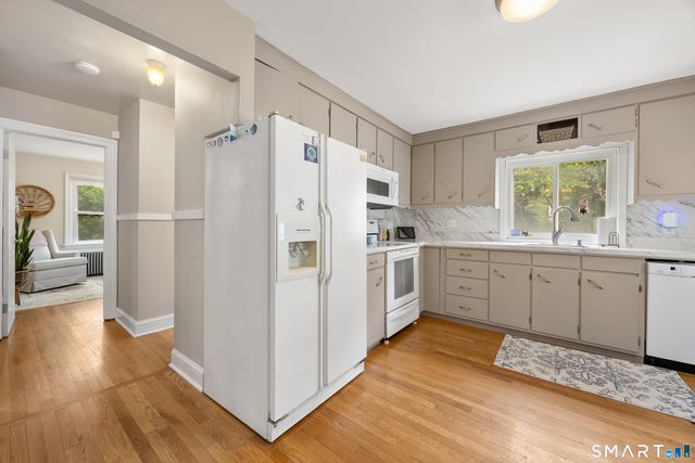 26 Laura Avenue, Prospect, CT 06712