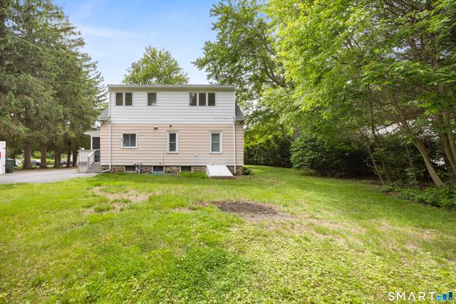 26 Laura Avenue, Prospect, CT 06712