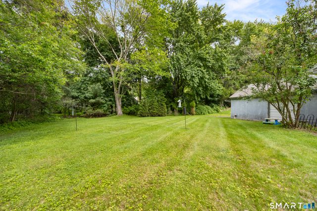 26 Laura Avenue, Prospect, CT 06712