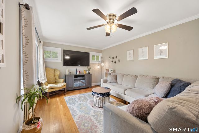 26 Laura Avenue, Prospect, CT 06712