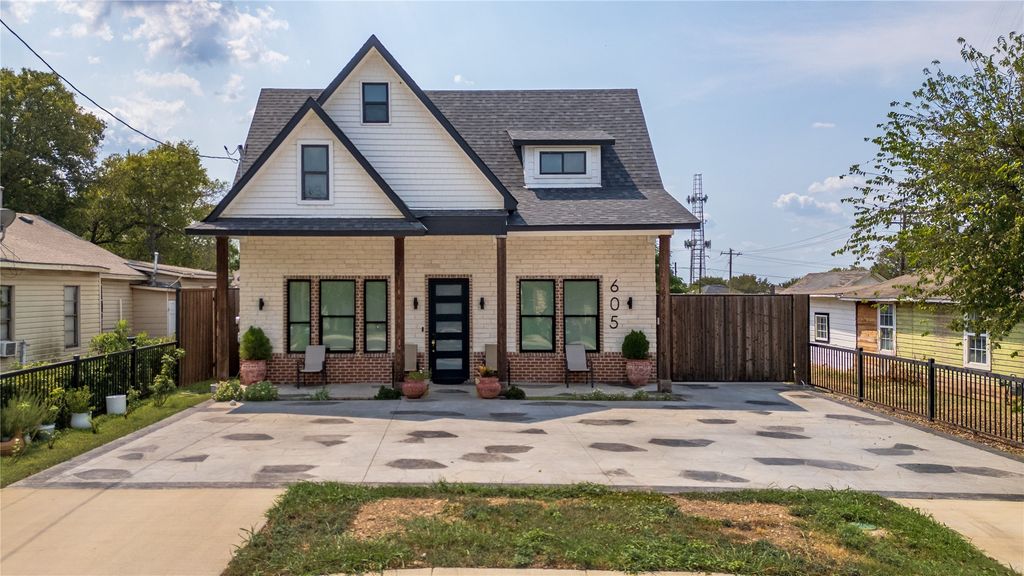 605 Archer Avenue, Dallas, TX 75211