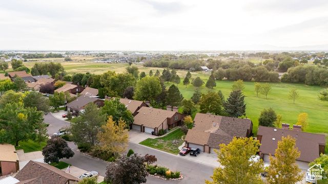 38 N WHITE BARN DR, Pleasant View, UT 84414