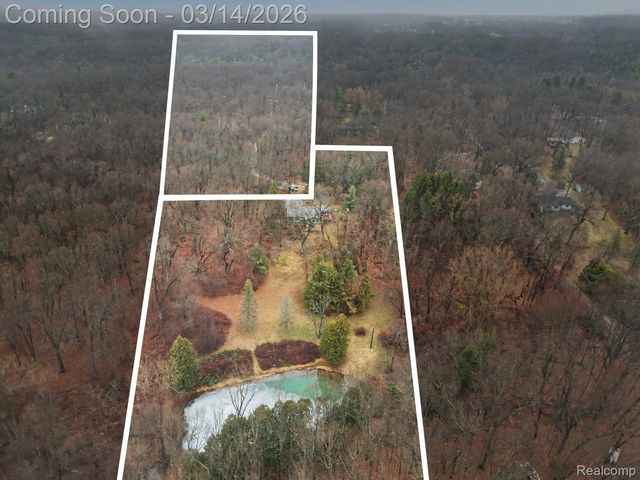 1380 Kent Road, Brandon Charter Township, MI 48462