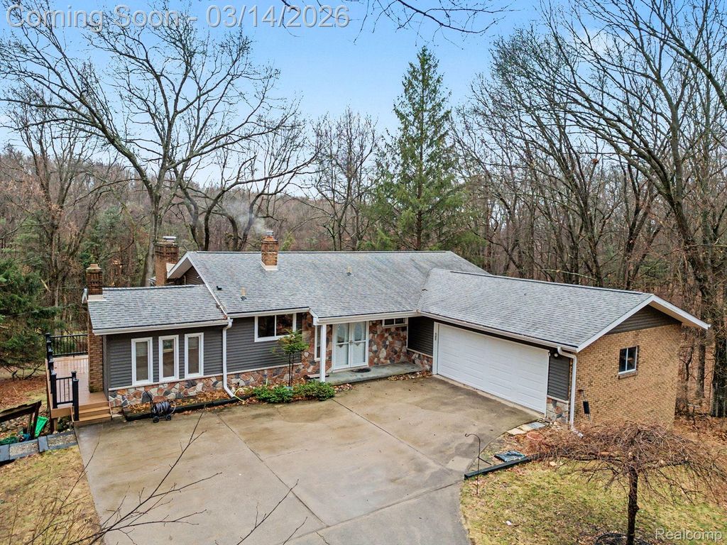 1380 Kent Road, Brandon Charter Township, MI 48462