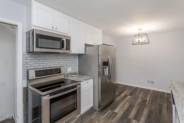 5542 Ashdale Court, Toledo, OH 43612