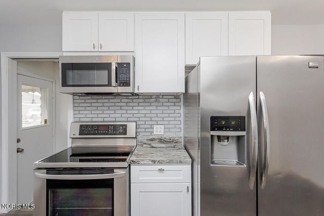 5542 Ashdale Court, Toledo, OH 43612