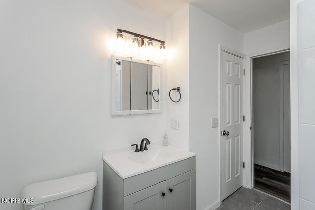 5542 Ashdale Court, Toledo, OH 43612