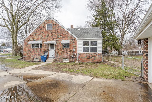 5542 Ashdale Court, Toledo, OH 43612