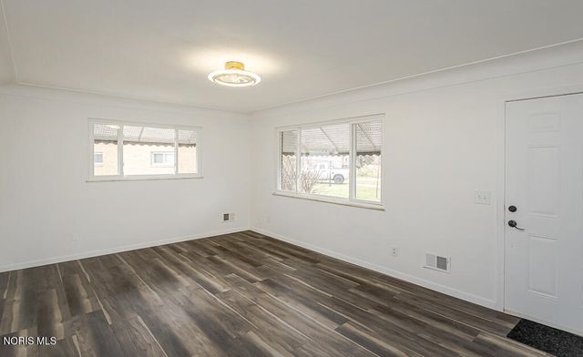 5542 Ashdale Court, Toledo, OH 43612