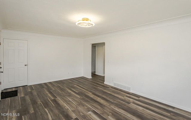 5542 Ashdale Court, Toledo, OH 43612