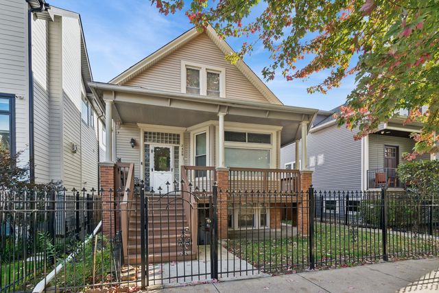 2429 N Rockwell Street, Chicago, IL 60647