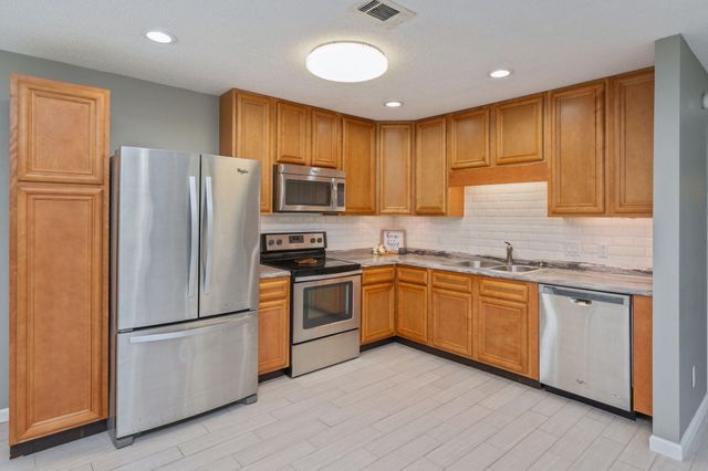 91 North Street, Defuniak Springs, FL 32433