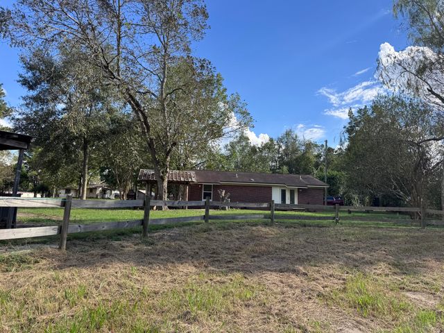 91 North Street, Defuniak Springs, FL 32433