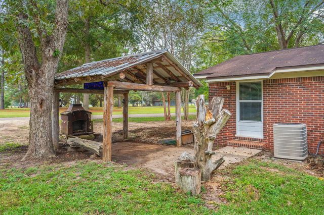 91 North Street, Defuniak Springs, FL 32433