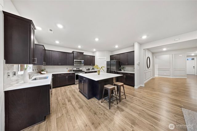 15266 198th AVE Ct E, Bonney Lake, WA 98391