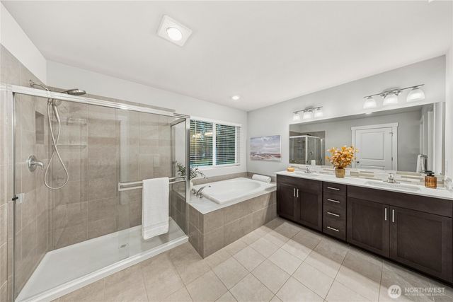 15266 198th AVE Ct E, Bonney Lake, WA 98391