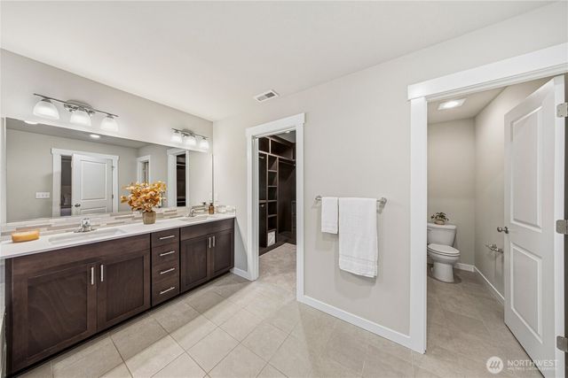 15266 198th AVE Ct E, Bonney Lake, WA 98391