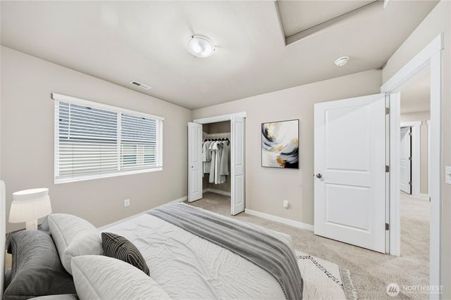 15266 198th AVE Ct E, Bonney Lake, WA 98391