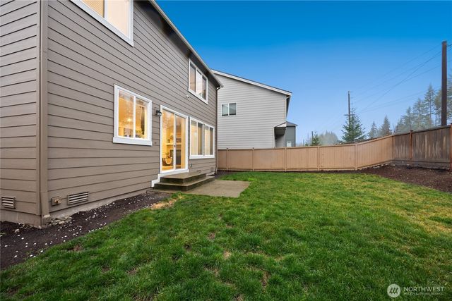 15266 198th AVE Ct E, Bonney Lake, WA 98391